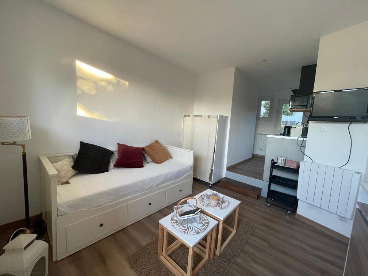 Studio Sur Castelginest Екстериор снимка