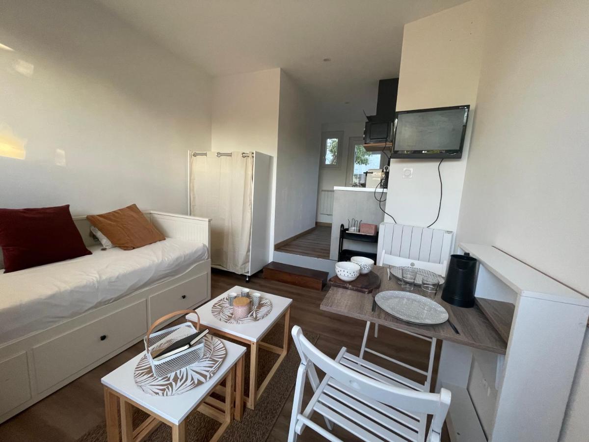 Studio Sur Castelginest Екстериор снимка